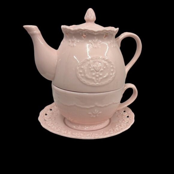 Pastel Lace Skye McGhie  tea-for-one stackable one-cup teapot with cup & saucer - Picture 2 of 10